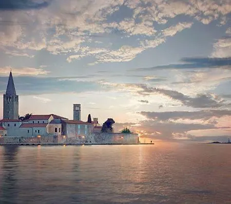 Apartment Radiant Orchid Porec